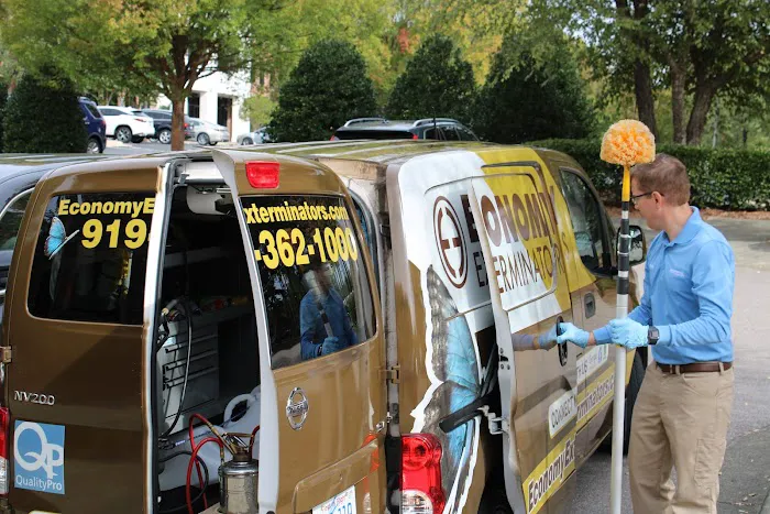 Economy Exterminators Picture 7
