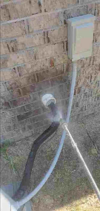 Bulwark Exterminating Picture 3