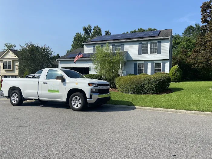 Green Valley Lawn Solutions - Weed Control & Fertilization Service Picture 10