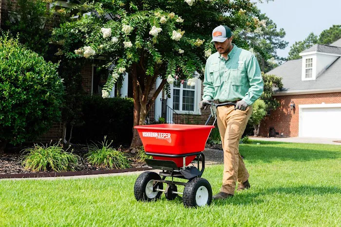Green Valley Lawn Solutions - Weed Control & Fertilization Service Picture 8