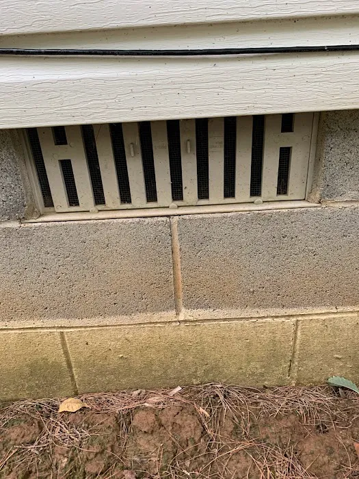Decker Pest Control, LLC Picture 5