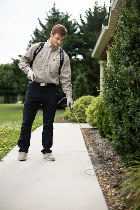 Valor Pest Control LLC Picture 8
