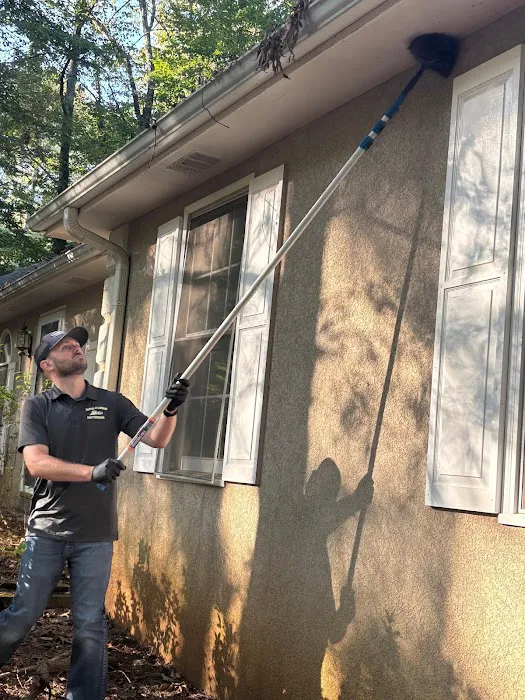 Daniel & Lawson Pest Control Picture 5
