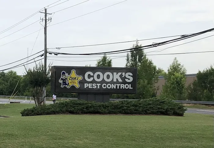 Cook's Pest Control Picture 2