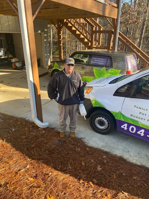 SmartGreen Pest and Mosquito Control Picture 2