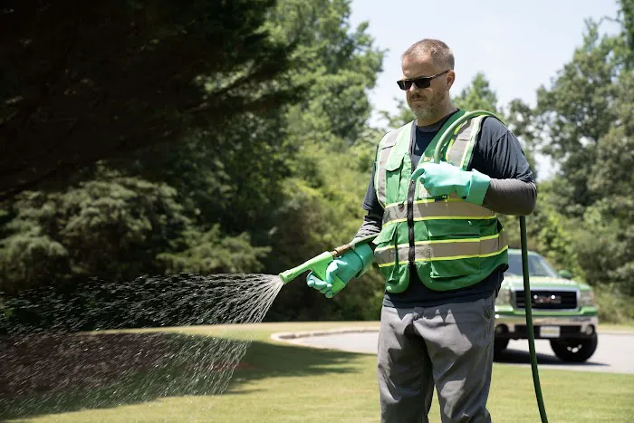 Weed Pro Lawn Care Picture 3