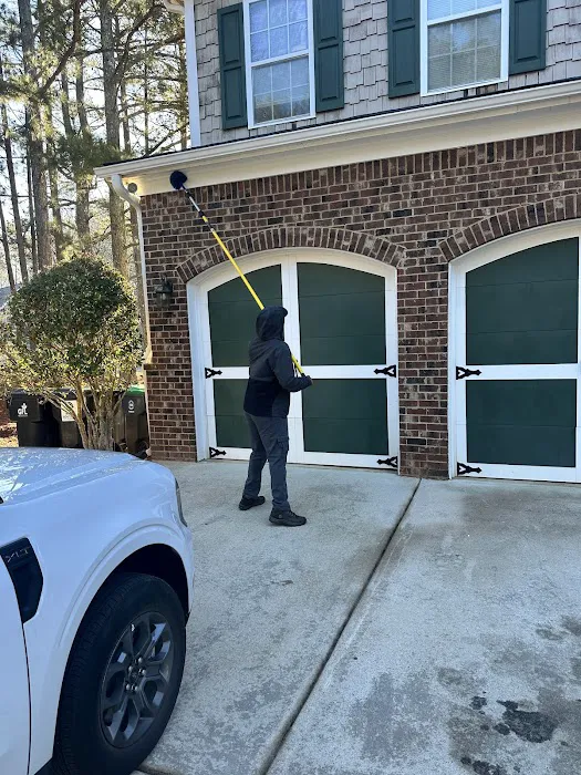 Brooks Pest Solutions Picture 2