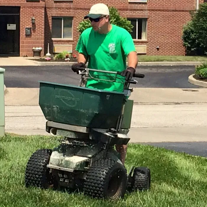 Simply Green Lawn Service LLC Picture 7