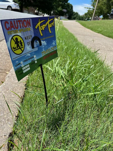 Top Turf Lawn Care and Pest Management Picture 3