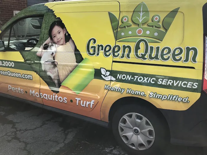 Green Queen Picture 4