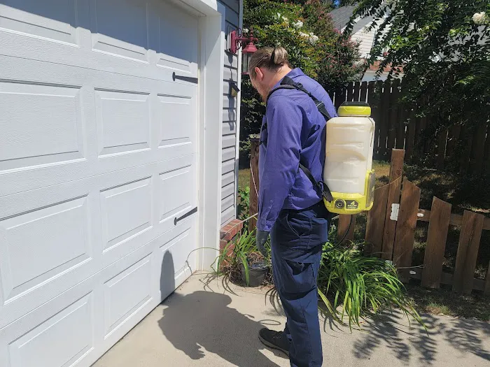 Stokes Mosquito and Pest Services Picture 9