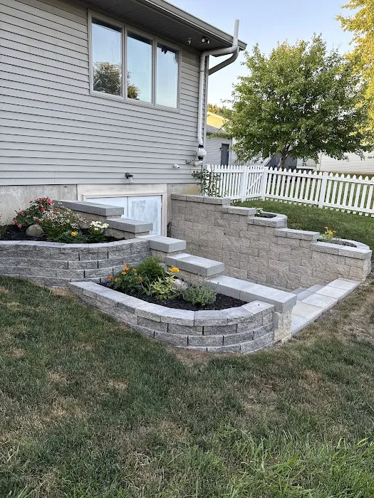 Classy Grass Lawn Care, Landscape & Snow Removal Picture 6