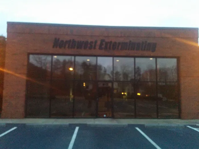 Northwest Exterminating - Team Support Center Picture 7
