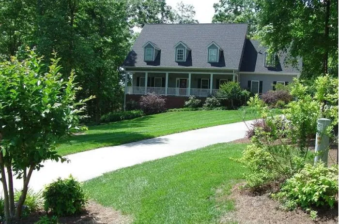 Champion Green Turf & Ornamental Services, LLC Picture 3